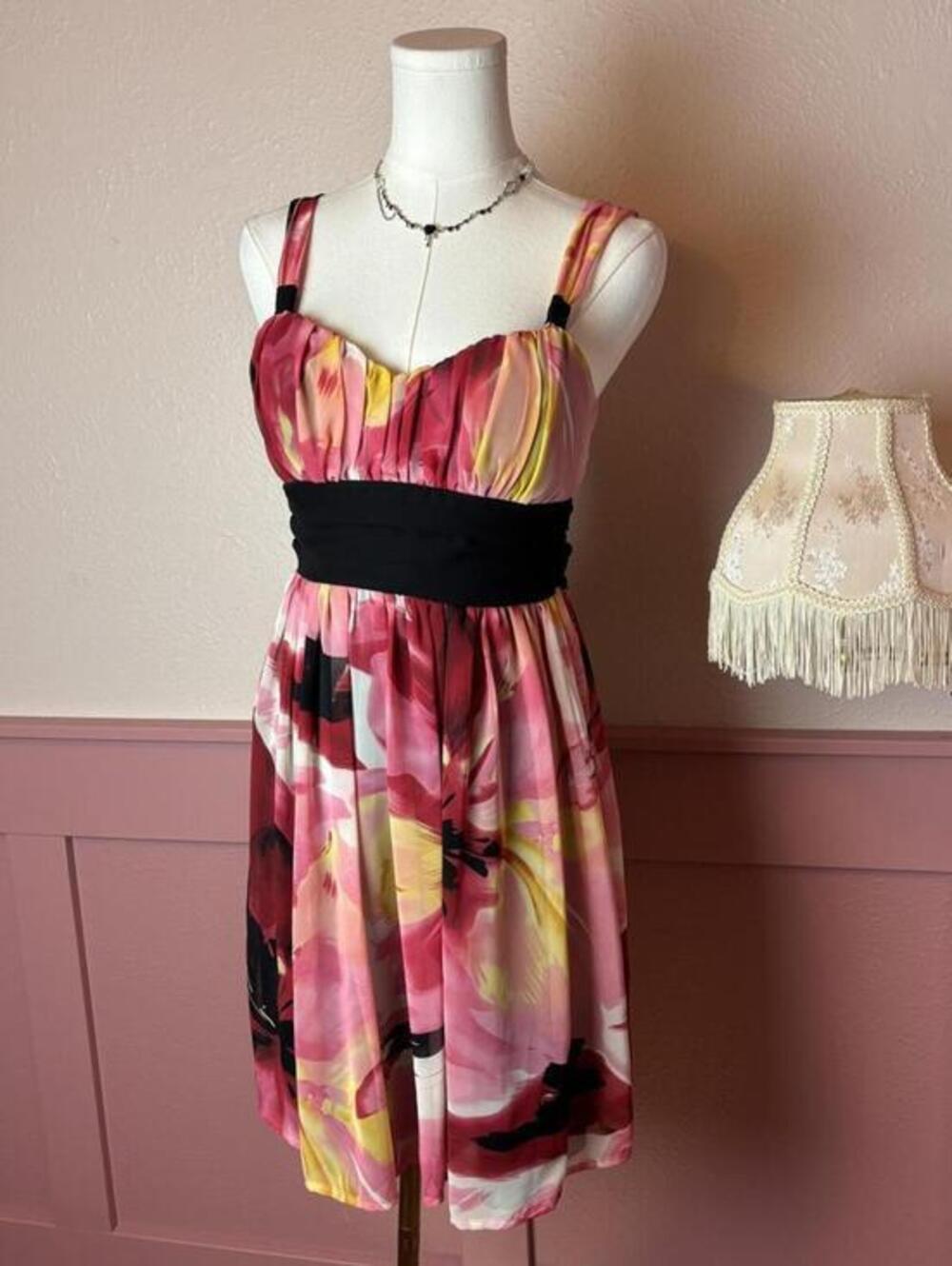 Trixxi 2000s y2k tie back dress ribbon three pink hearts pink black sz 3 flowy